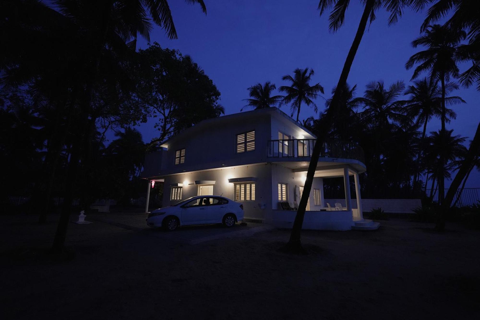 Beach At The White House Udupi Extérieur photo