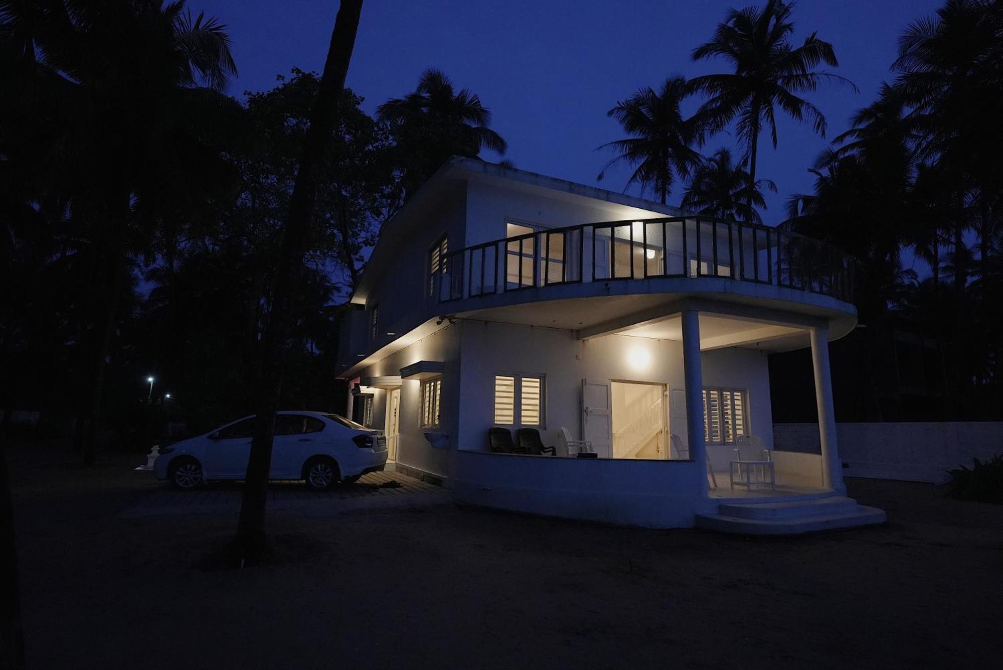 Beach At The White House Udupi Extérieur photo